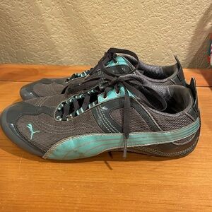 Women’s Puma’s Size 7.5